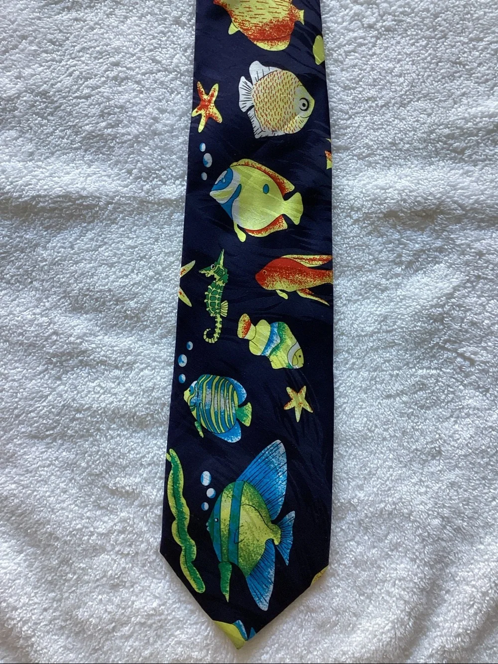 Beverly Hills Polo Club Black Tie with Blue & Green Tropical Fish